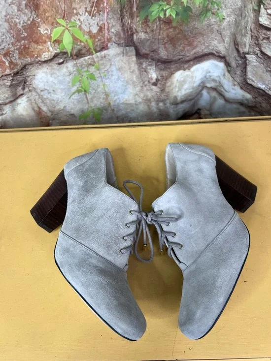 LANDS' END Gray Suede Lace-Up Oxfords, 7B - Picture 9 of 16